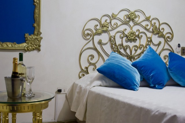 Habitación Simple / Ambientada en Hotel Catedral : MotelNow