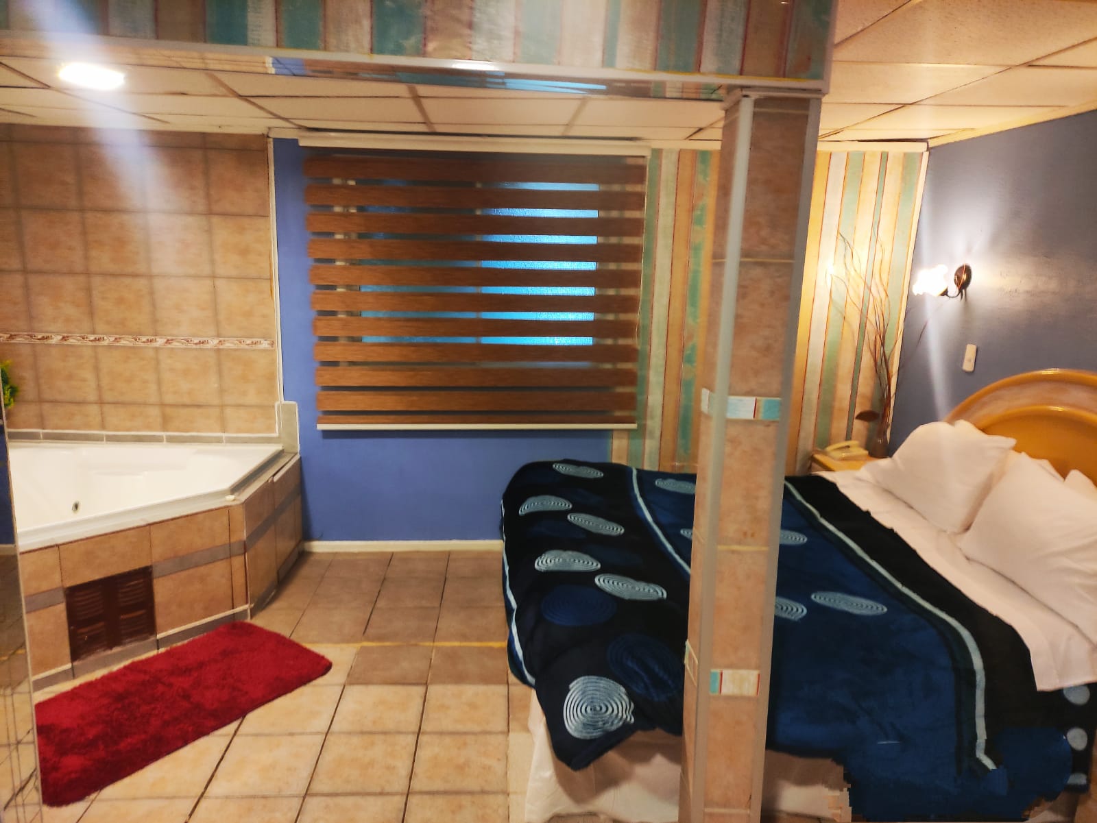 Habitación Suite Jacuzzi en Atajo : MotelNow