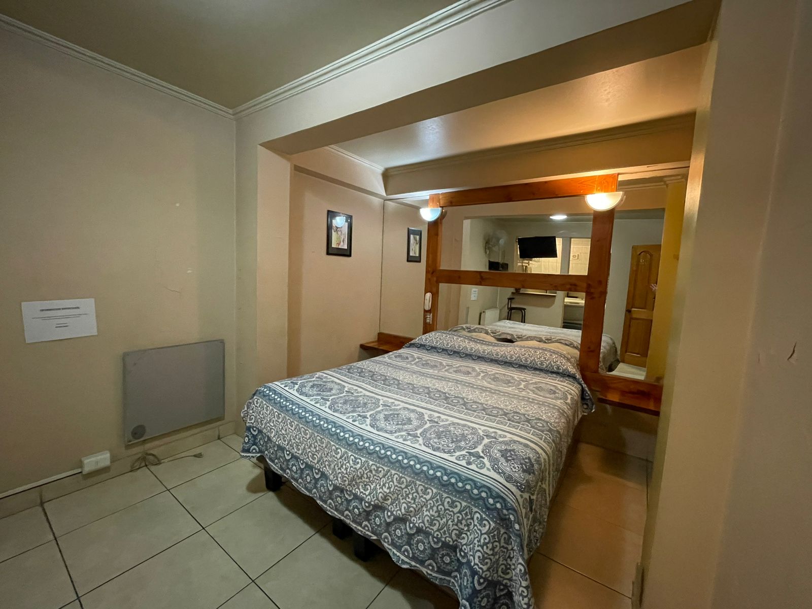 Habitación Tina Hidromasaje en Jardín : MotelNow