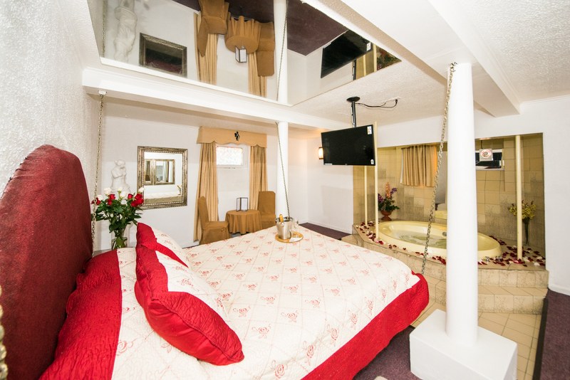 Habitación Jacuzzi en La Mansión : MotelNow