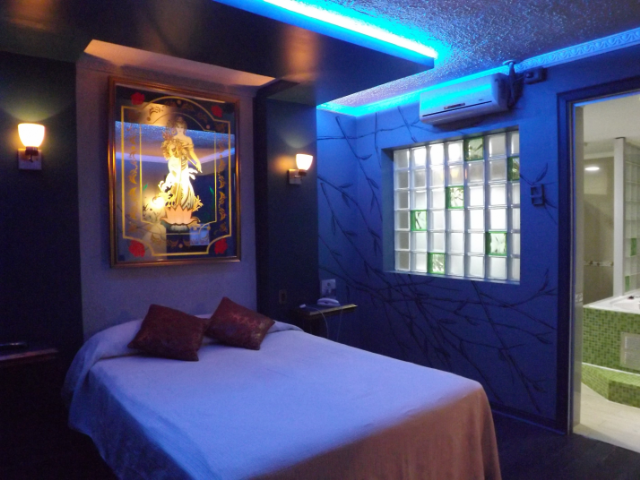 Habitación Jacuzzi en Hotel Sol y Luna : MotelNow