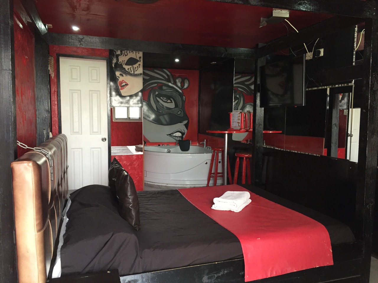 Habitación 50 Sombras de Grey en Zeus : MotelNow