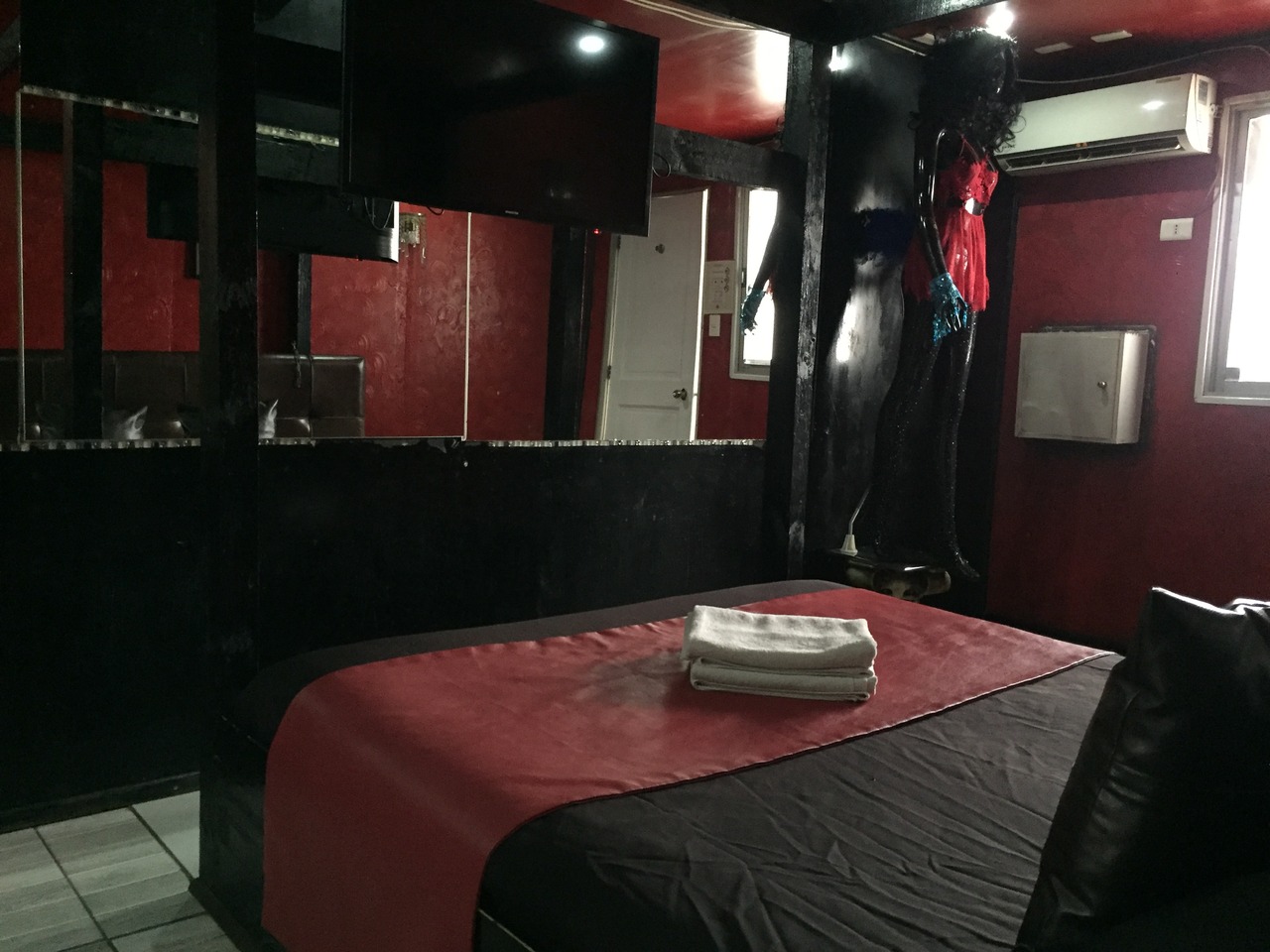 Habitación 50 Sombras de Grey en Zeus : MotelNow