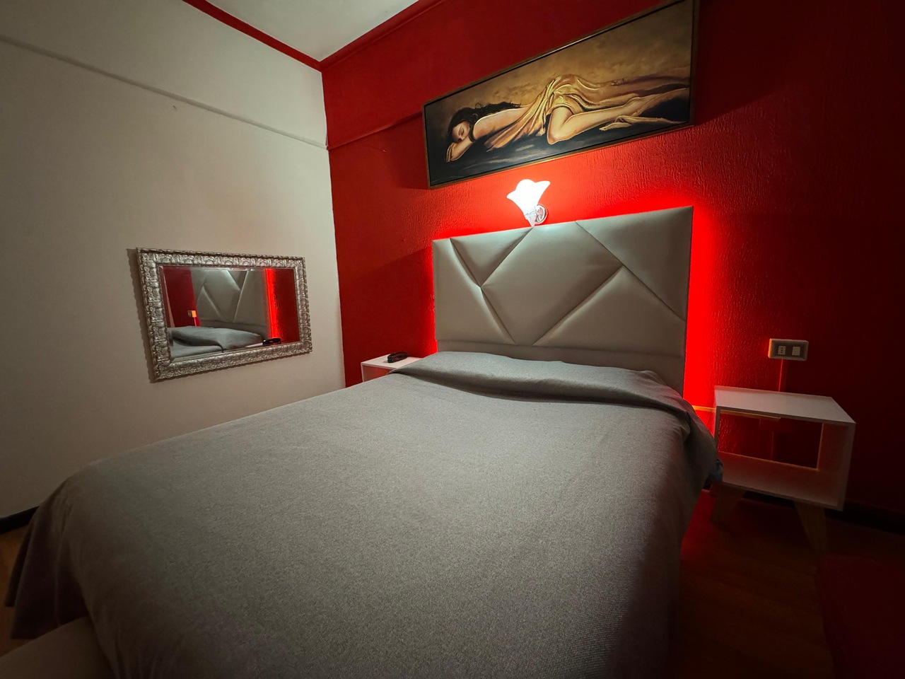 Habitación Matrimonial en Intimo República : MotelNow