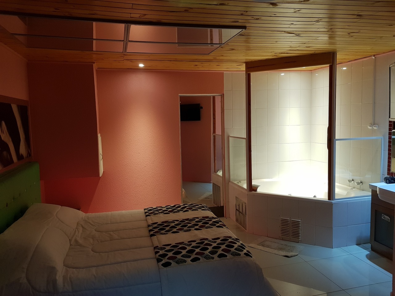 Habitación VIP en El Naranjo : MotelNow