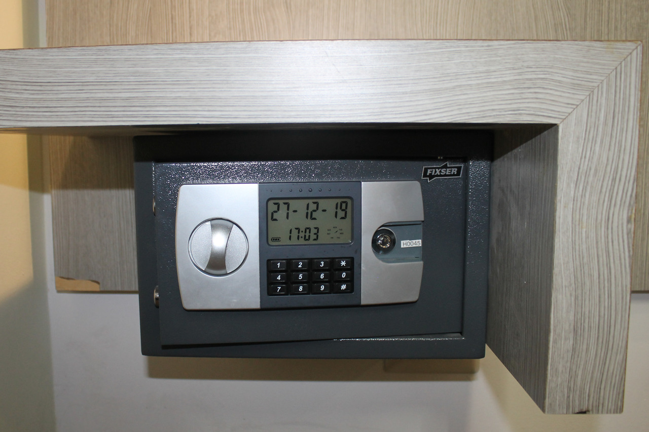 Habitación Matrimonial en Hotel Elisa Cole : MotelNow