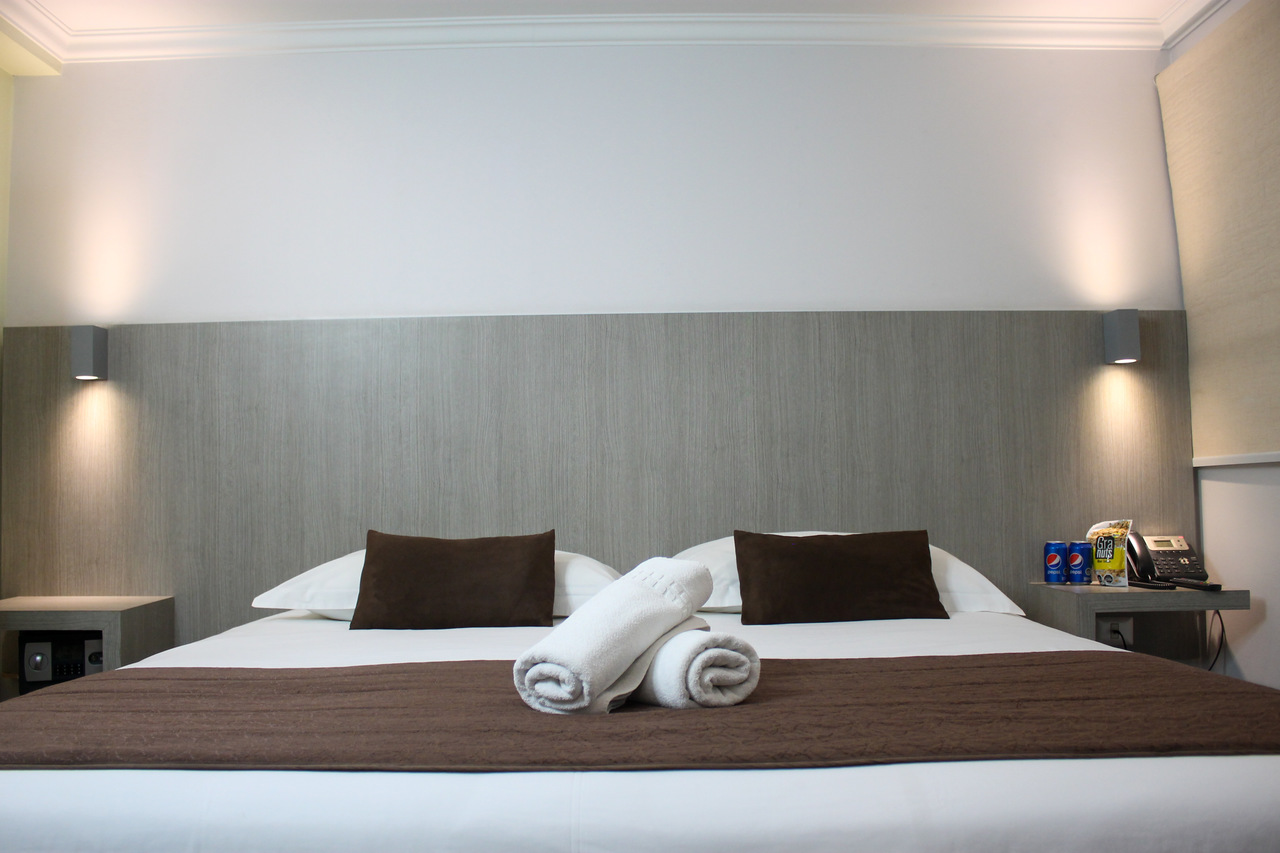 Habitación Matrimonial en Hotel Elisa Cole : MotelNow