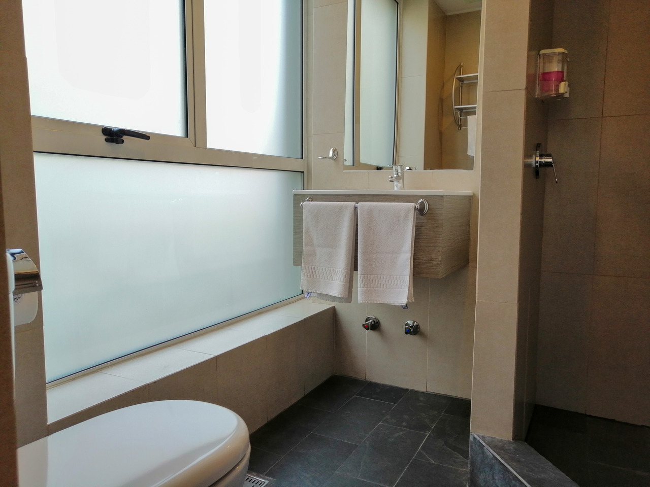 Habitación Matrimonial en Hotel Elisa Cole : MotelNow