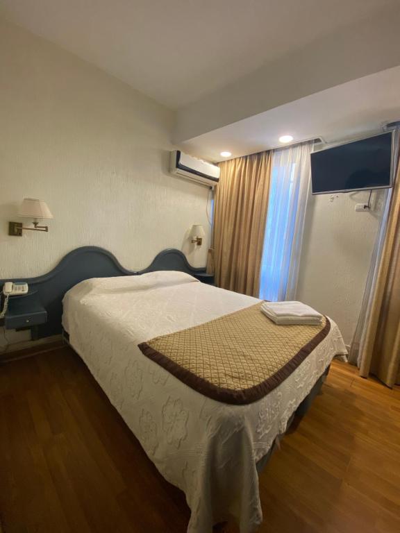 Habitación Doble en Intimo Hotel Miraflores : MotelNow