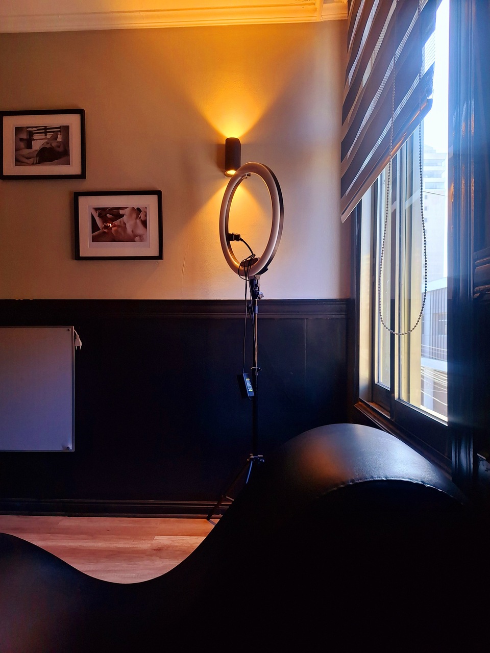 Habitación Estudio Fotográfico en Hotel Asturias : MotelNow