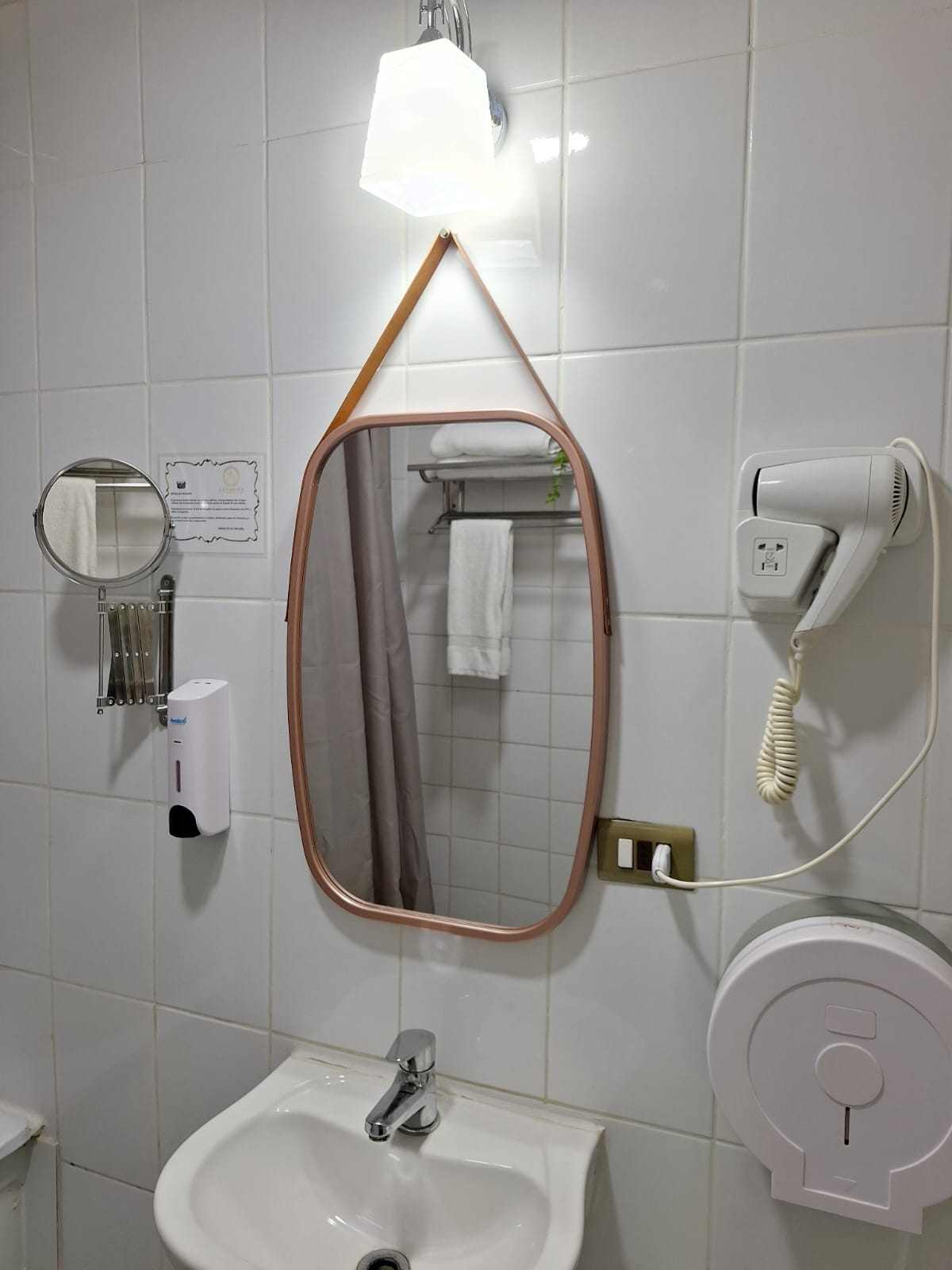 Habitación Suite Jacuzzi en Hotel Asturias : MotelNow