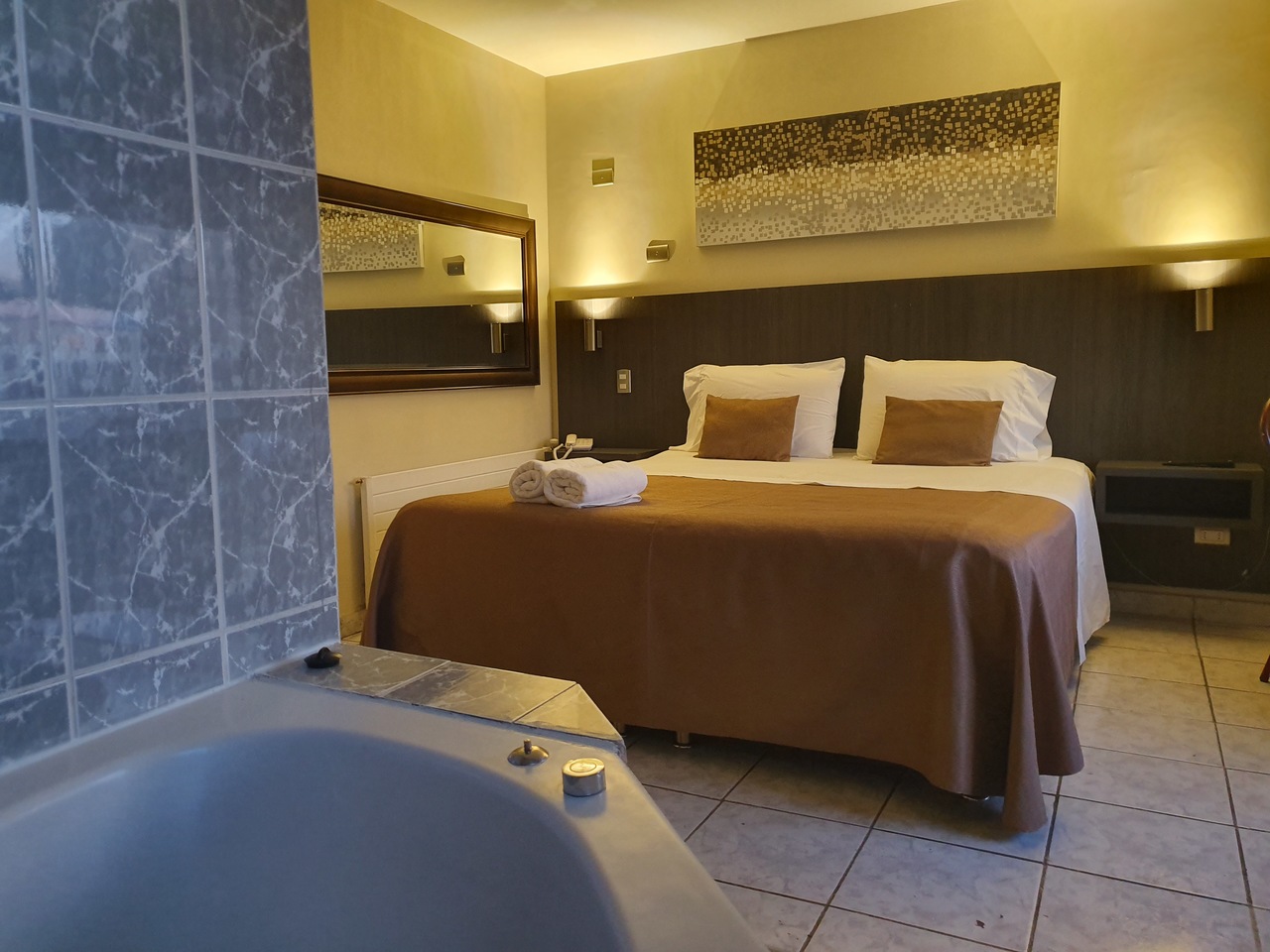 Habitación Jacuzzi en Red Hotel : MotelNow