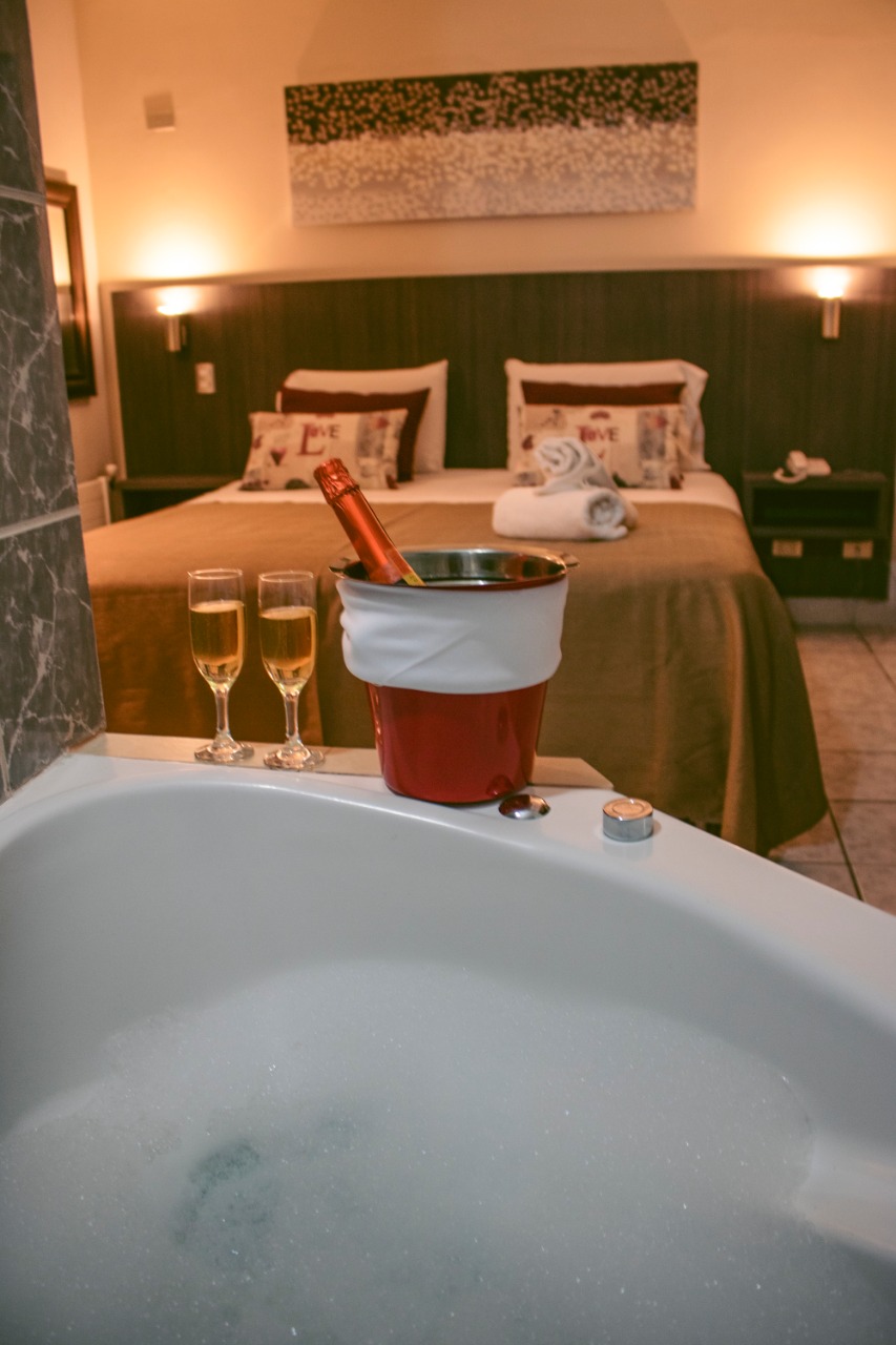 Habitación Jacuzzi en Red Hotel : MotelNow