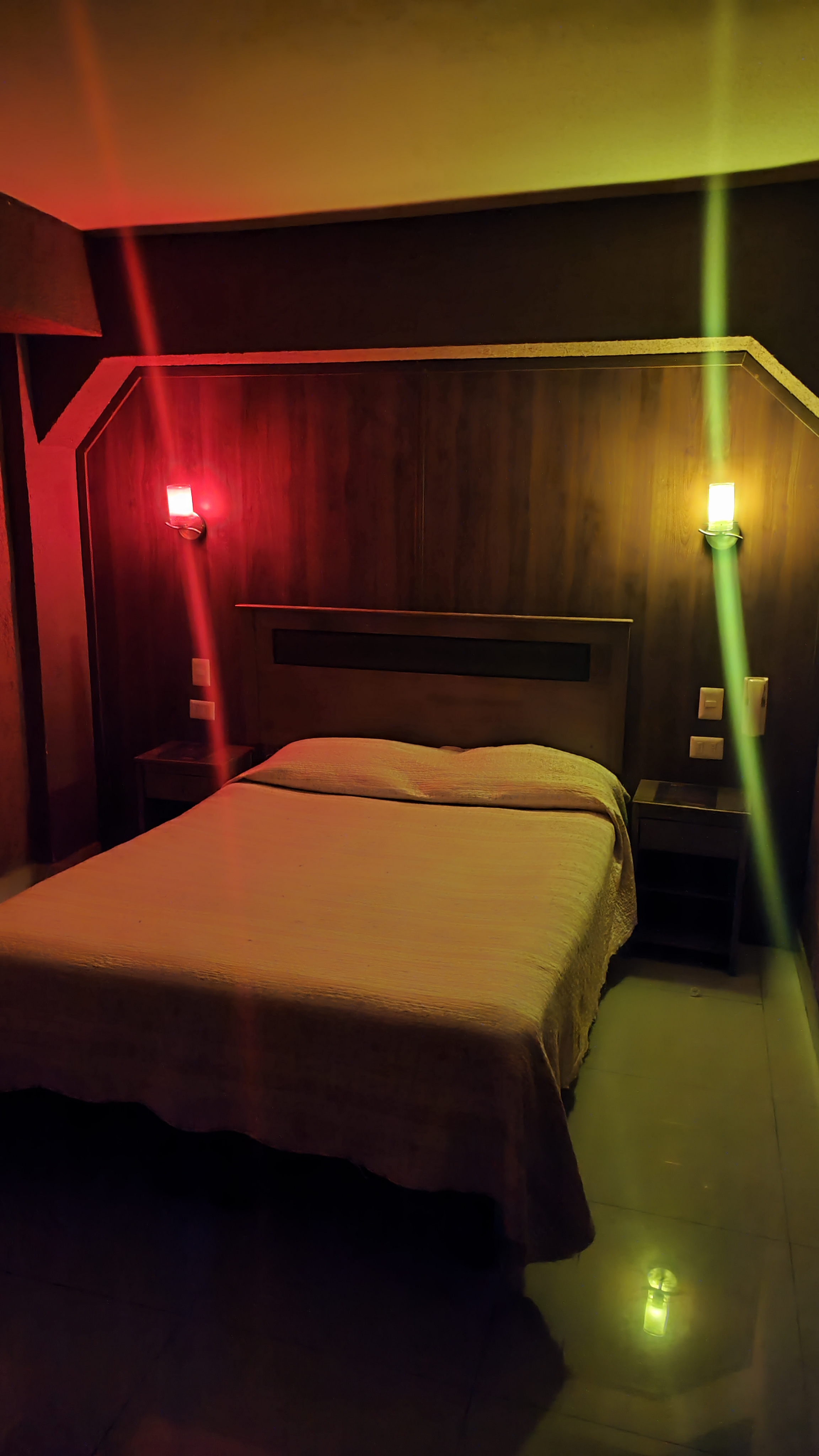 Habitación Standard en Hotel Savoy : MotelNow