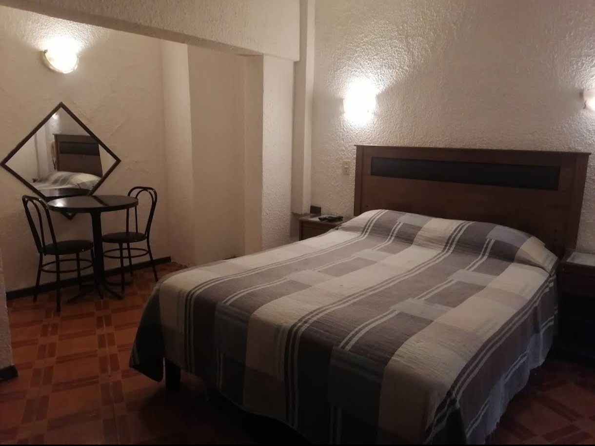 Habitación Standard en Hotel Savoy : MotelNow