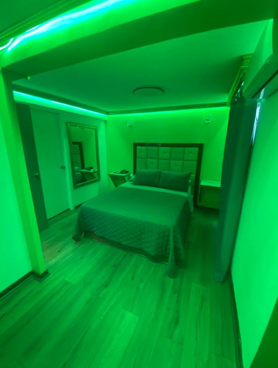 Habitación Suite Estandar en Hotel Prat Plaza Brasil : MotelNow