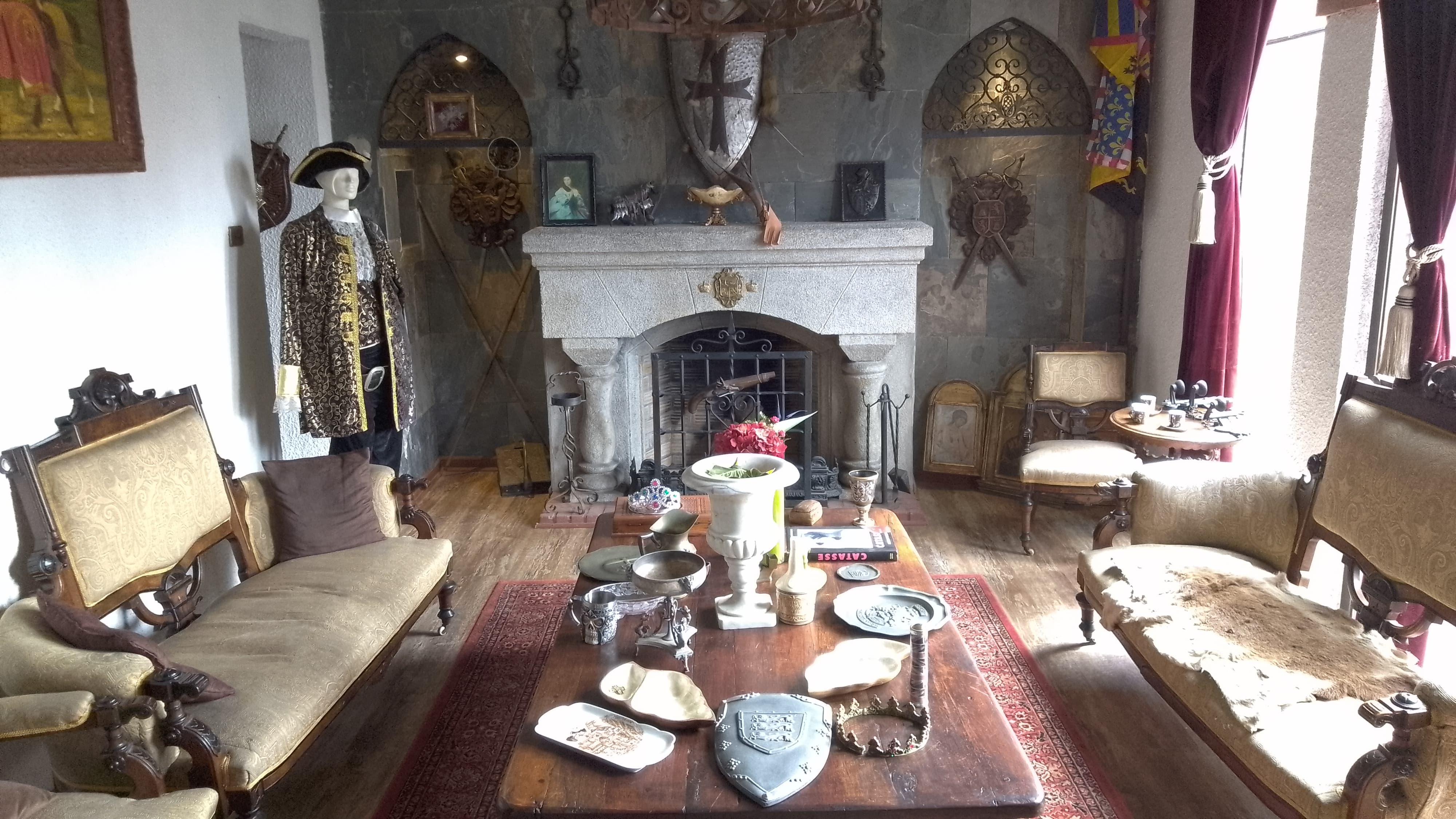 Habitación Matrimonial en Castillo Viña Del Mar : MotelNow