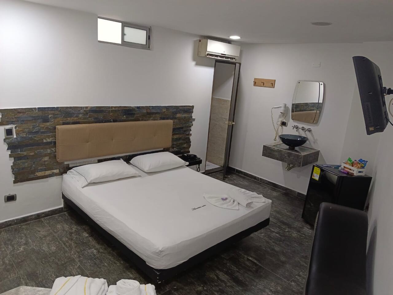 Habitación Jacuzzi en Amatista Suite  : MotelNow