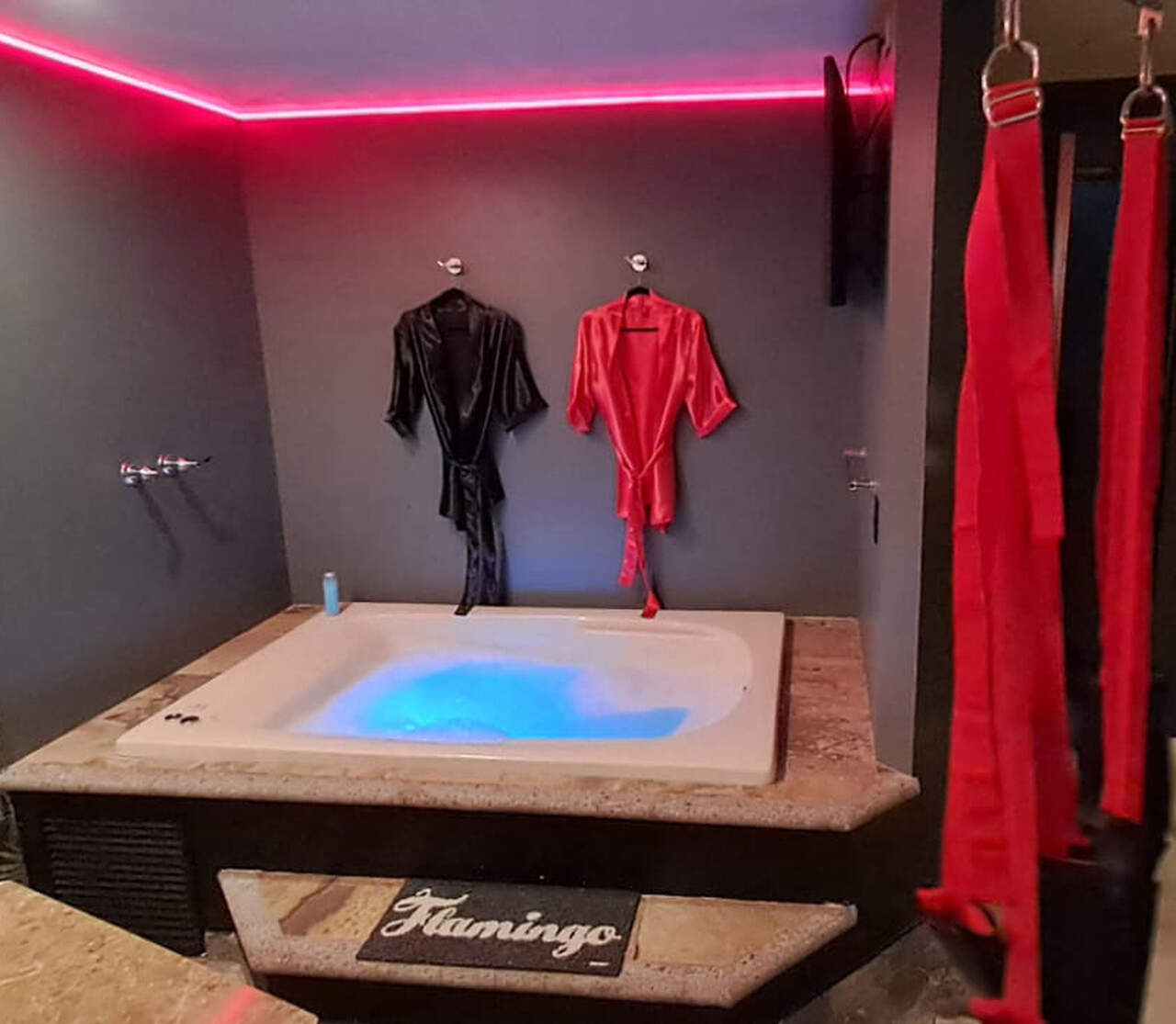 Habitación Suite Deluxe en Flamingo : MotelNow