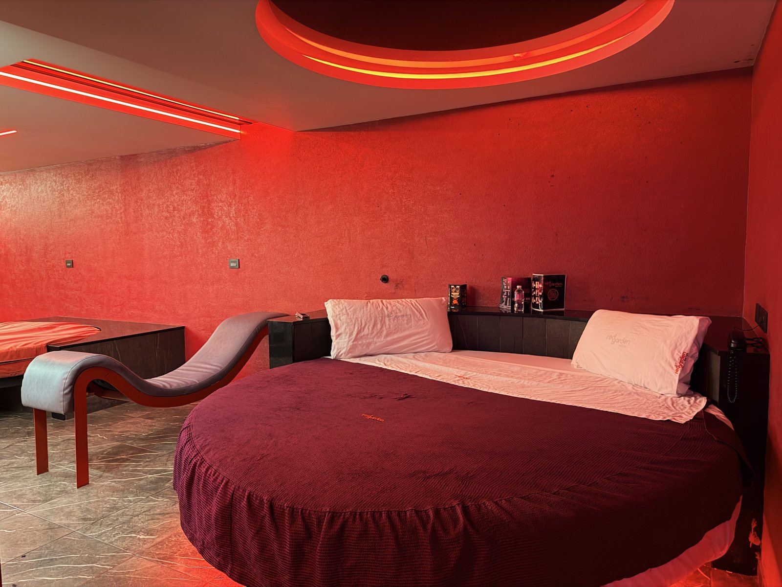 Habitación Jacuzzi en Red Garden : MotelNow