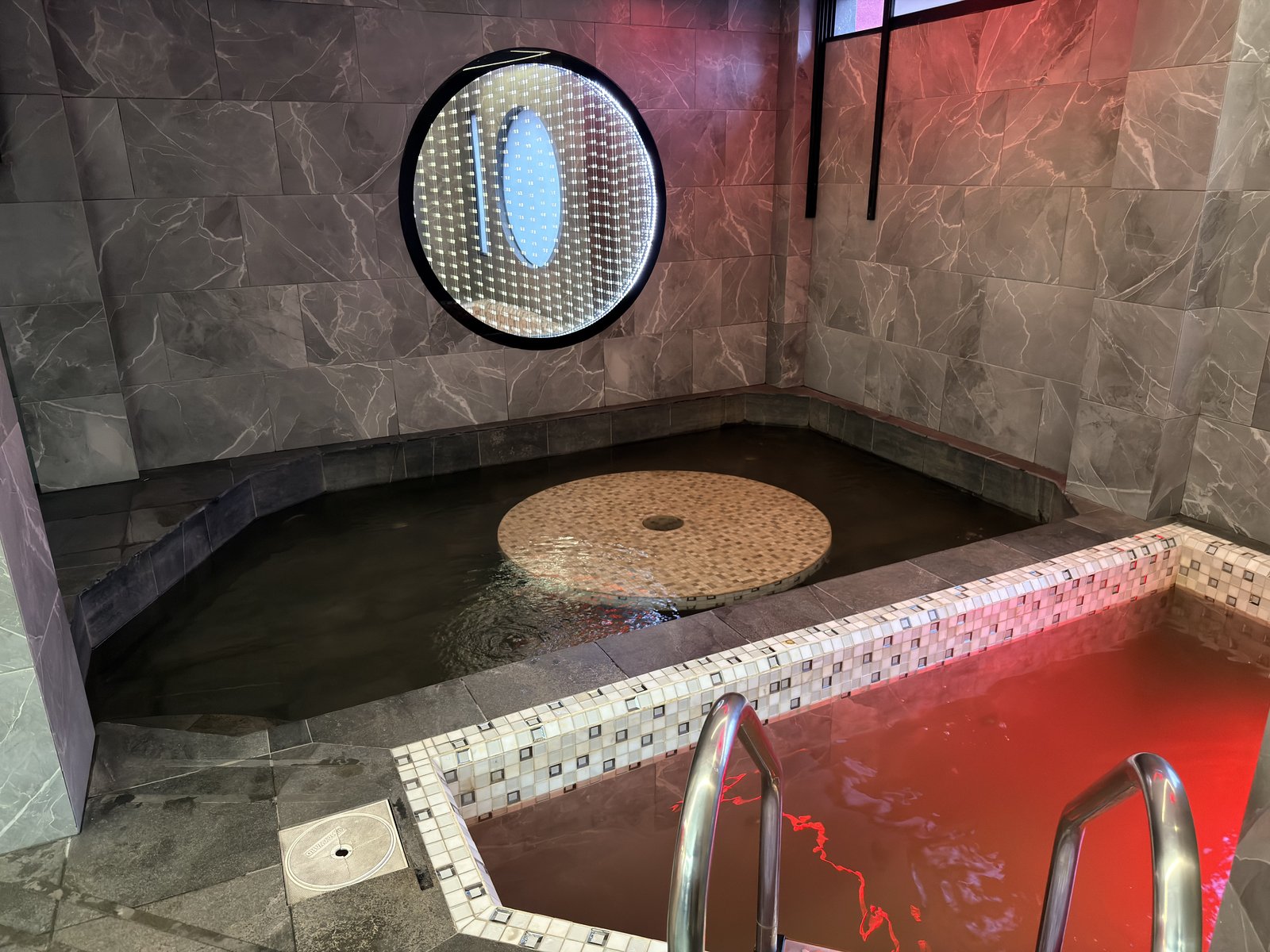 Habitación Alberca en Red Garden : MotelNow