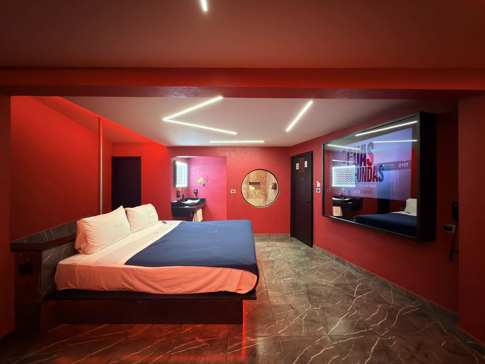 Habitación Suite Hotel en Red Garden : MotelNow