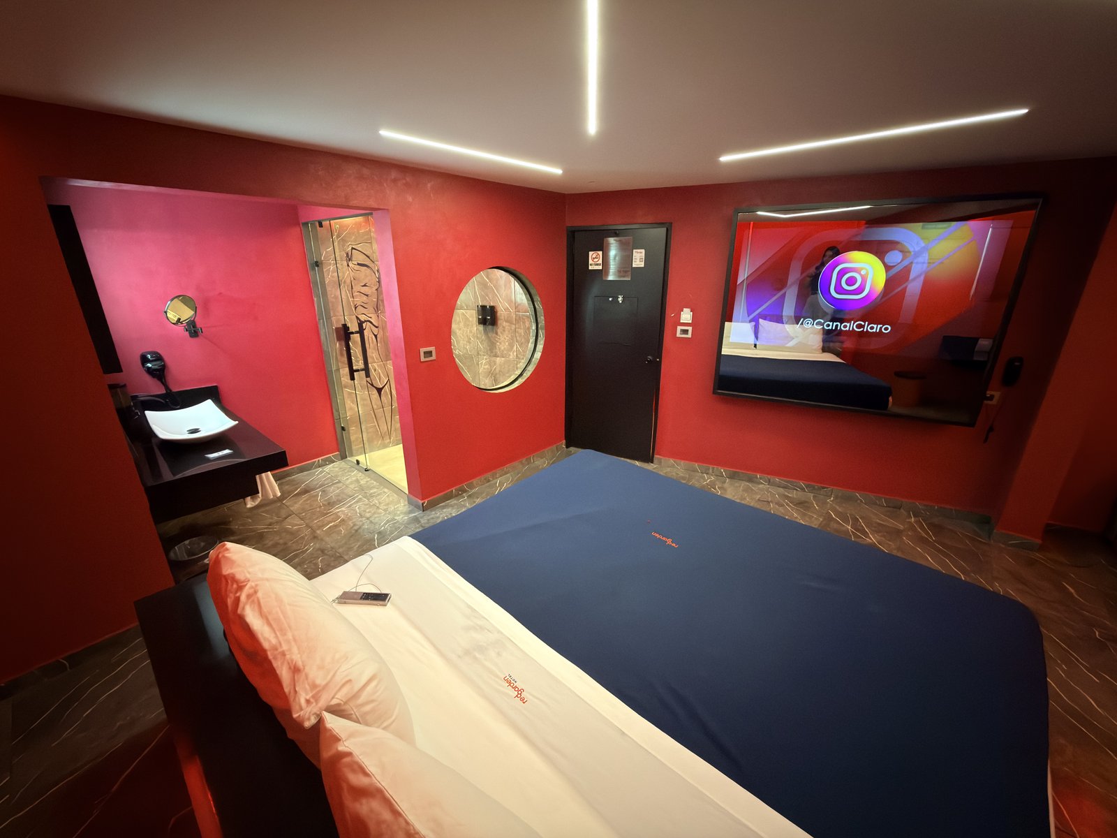 Habitación Suite Hotel en Red Garden : MotelNow